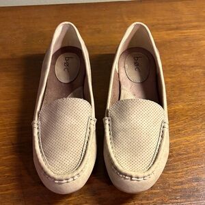 b.o.c. Women's Beige Perforated Flats
